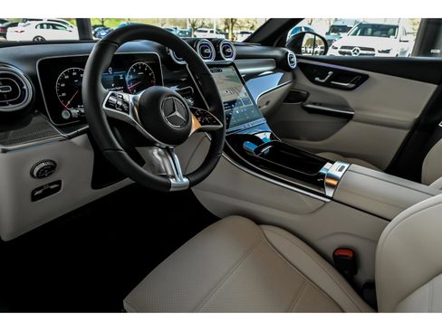 New 2026 Mercedes-Benz GLC 300 4MATIC image 6