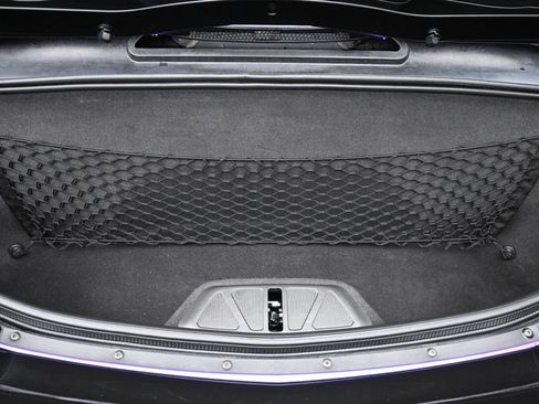 Used 2021 Chevrolet Corvette Stingray Preferred Conv w/ Z51 Performance Package RWD image 21