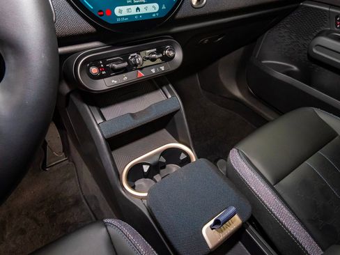 Used 2025 MINI Cooper Countryman S image 25