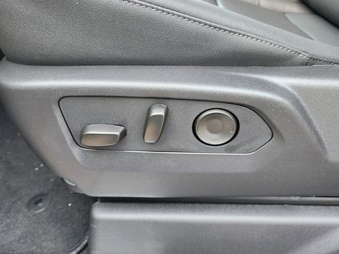 New 2026 GMC Sierra 1500 SLT w/ SLT Premium Plus Package image 18