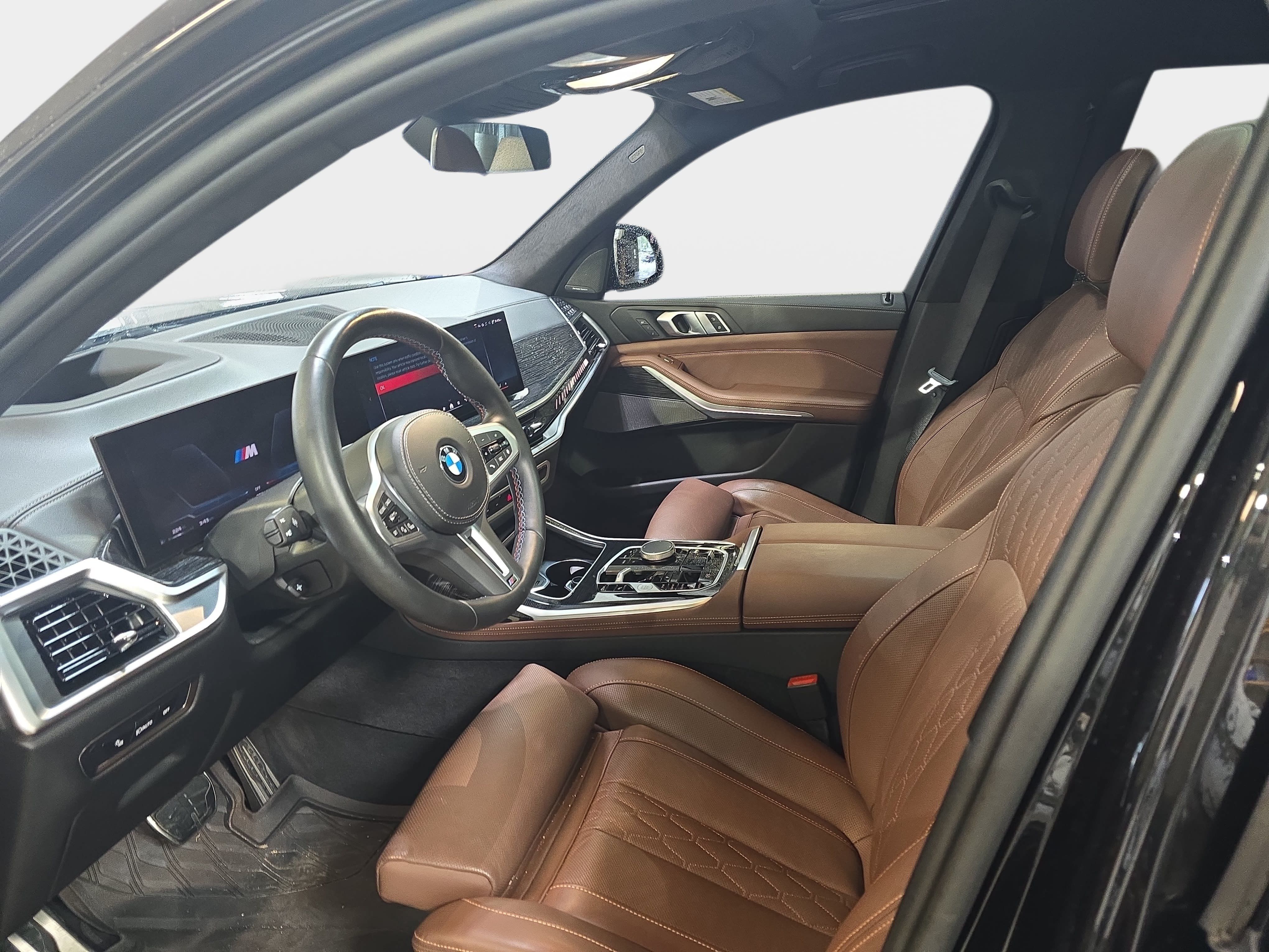 Used 2024 BMW X7 M60i w/ Climate Comfort Package AWD/4WD image 13