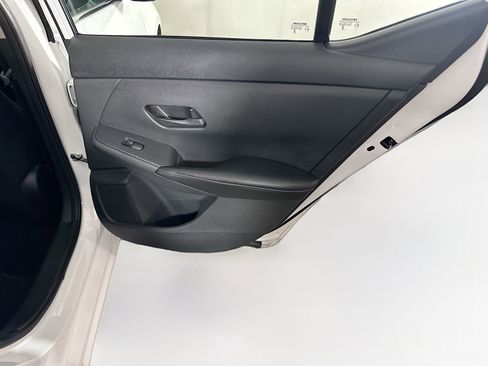 Used 2024 Nissan Sentra SV FWD image 27