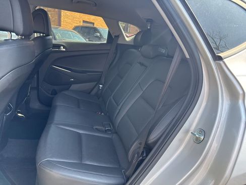 Used 2017 Hyundai Tucson SE Plus w/ Cargo Package AWD/4WD image 8