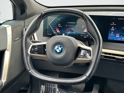 Used 2024 BMW iX xDrive50 AWD/4WD image 7