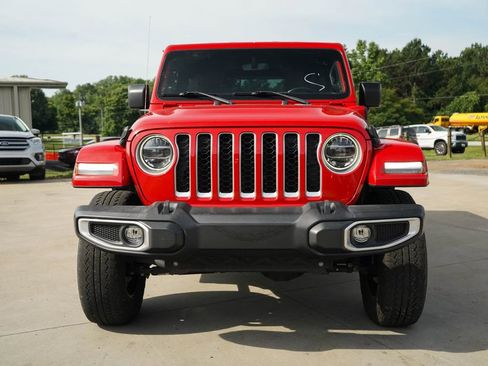 Used 2021 Jeep Wrangler Unlimited Sahara AWD/4WD image 16