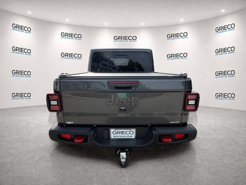Used 2023 Jeep Gladiator Rubicon w/ LED Lighting Group AWD/4WD image 6