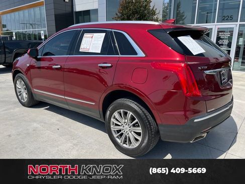 Used 2017 Cadillac XT5 Luxury FWD image 18