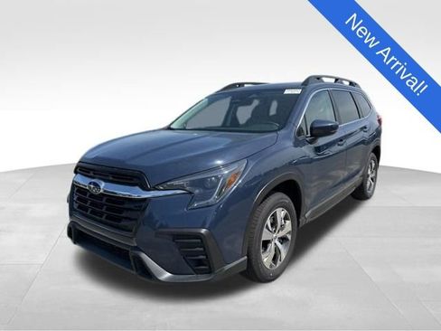 Certified 2025 Subaru Ascent Premium AWD/4WD image 3