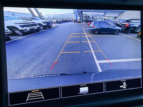 Used 2020 Chevrolet Silverado 1500 LT Trail Boss image 6