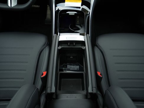 New 2026 Mercedes-Benz GLC 300 GLC 300 image 28