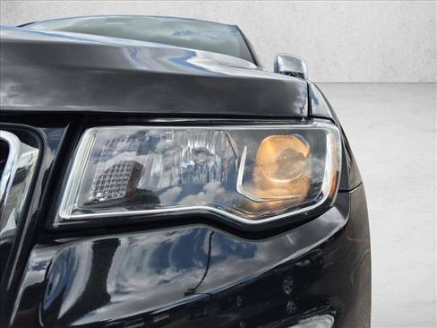 Used 2019 Jeep Grand Cherokee Limited AWD/4WD image 28