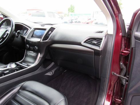 Used 2020 Ford Edge SEL w/ Convenience Package AWD/4WD image 26