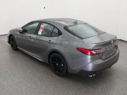 New 2026 Toyota Camry SE image 5