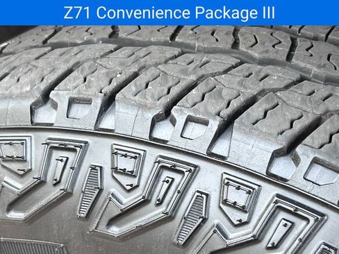 Certified 2023 Chevrolet Colorado Z71 w/ Z71 Convenience Package 2 AWD/4WD image 11