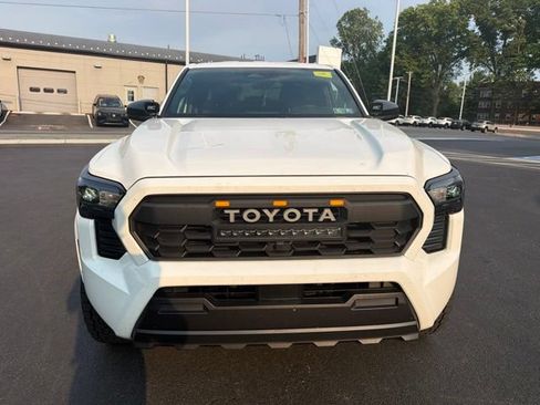 Used 2024 Toyota Tacoma SR RWD image 2