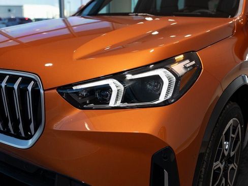 Used 2025 BMW X1 xDrive28i w/ Premium Package image 8