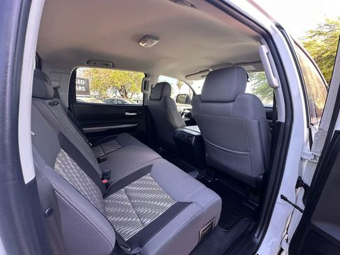 Used 2018 Toyota Tundra SR5 w/ SR5 Upgrade Package RWD image 26