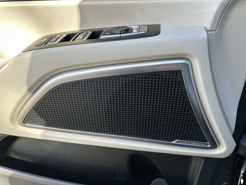 New 2025 Kia Telluride EX w/ EX Captain's Chair Package image 18