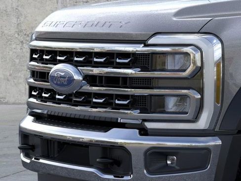 New 2026 Ford F450 4x4 Crew Cab Super Duty image 17