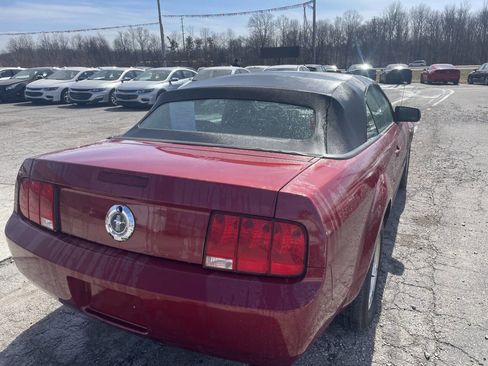 Used 2007 Ford Mustang Premium image 5