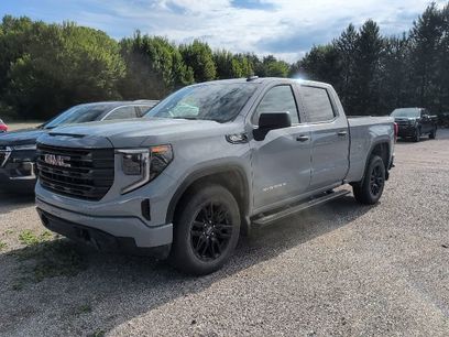 Used 2024 GMC Sierra 1500 Pro w/ Graphite Edition