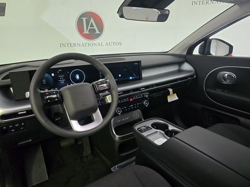 New 2026 Hyundai Ioniq 9 SE image 13