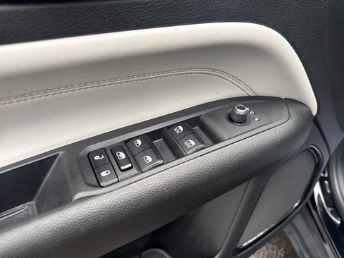 Used 2023 Jeep Compass Limited w/ Elite Group AWD/4WD image 12