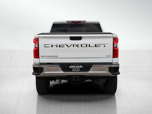 Used 2024 Chevrolet Silverado 3500 LTZ w/ LTZ Premium Package AWD/4WD image 4