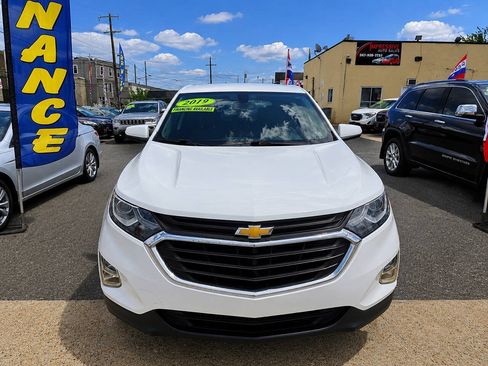 Used 2019 Chevrolet Equinox LT FWD image 4