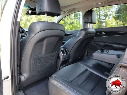 Used 2020 Kia Sorento EX FWD image 16