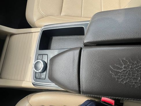 Used 2015 Mercedes-Benz ML 350 4MATIC w/ Premium 1 Package image 24
