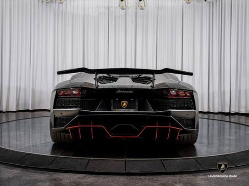 Used 2019 Lamborghini Aventador S AWD/4WD image 20