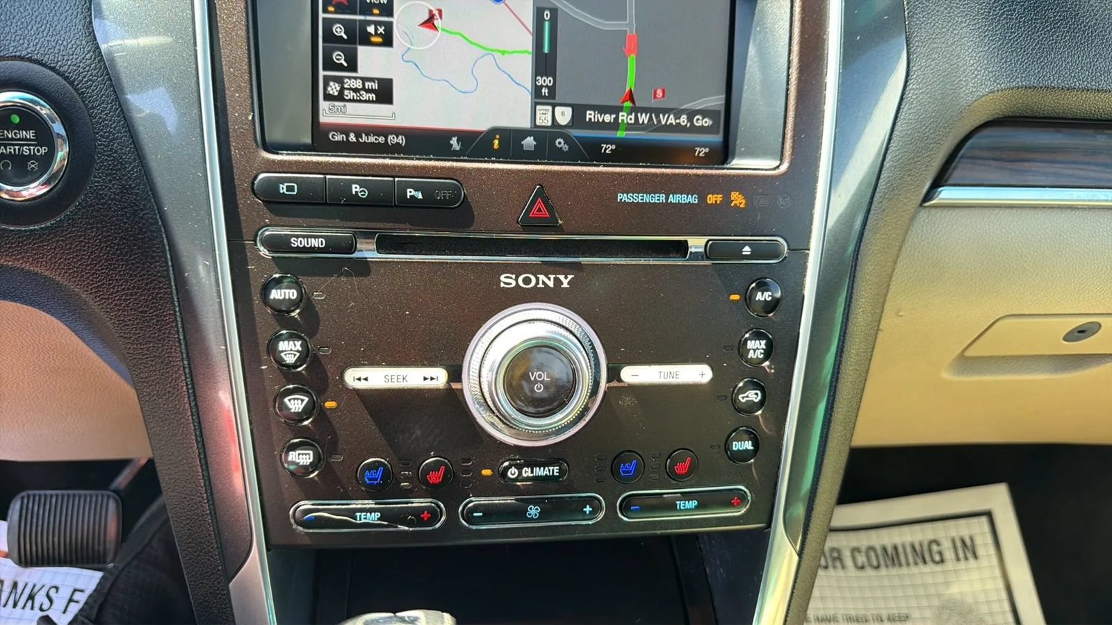 Used 2016 Ford Explorer Limited w/ Equipment Group 301A AWD/4WD image 29