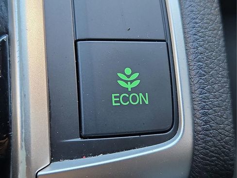 Used 2019 Honda Civic Sport image 24