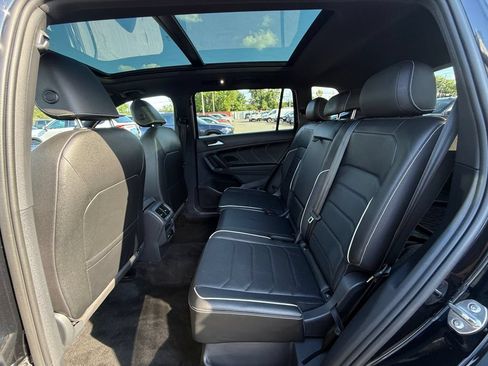Used 2023 Volkswagen Tiguan SEL R-Line AWD/4WD image 24