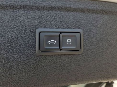 Certified 2024 Audi Q5 2.0T Premium w/ Convenience Package image 32