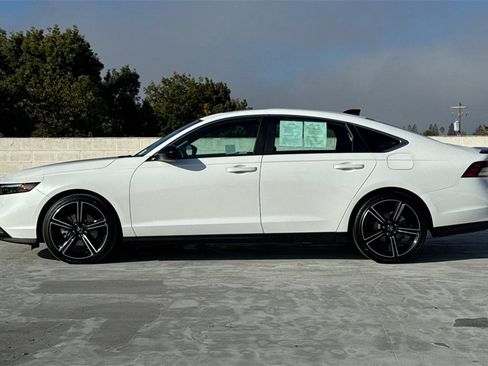 Certified 2025 Honda Accord Sport image 6