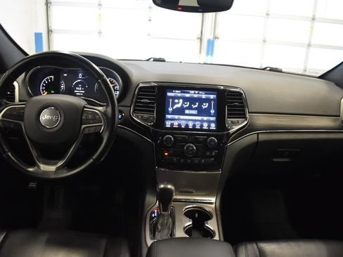 Used 2021 Jeep Grand Cherokee Limited AWD/4WD image 5