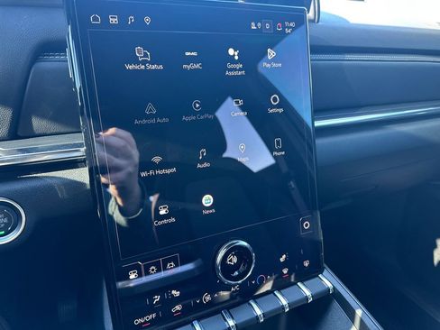 Used 2026 GMC Terrain Elevation w/ Technology Package II image 26