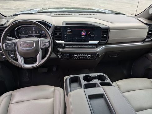 Used 2025 GMC Sierra 1500 SLT RWD image 16