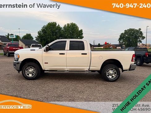 Used 2024 RAM 2500 Tradesman w/ Chrome Appearance Group image 4
