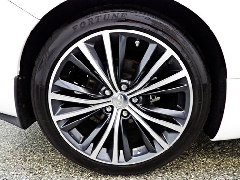 Used 2017 INFINITI Q60 2.0t w/ Premium Plus Package 2.0T AWD/4WD image 19