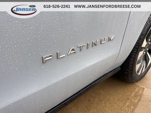 Used 2025 Ford Expedition Max Platinum w/ Driver's Package AWD/4WD image 2