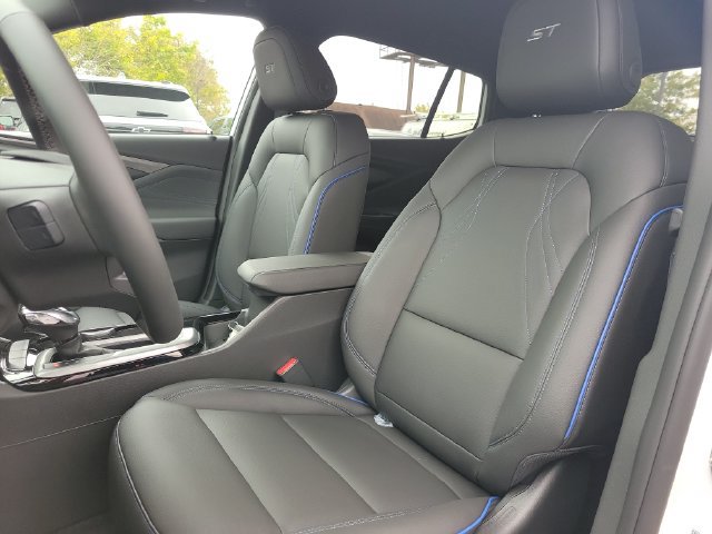 New 2026 Buick Envista Sport Touring w/ Convenience I Package FWD image 13