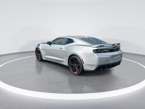 Used 2018 Chevrolet Camaro SS w/ Redline Edition RWD image 7