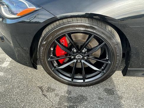 Certified 2024 Nissan Z Performance w/ Floor Mat Package image 7