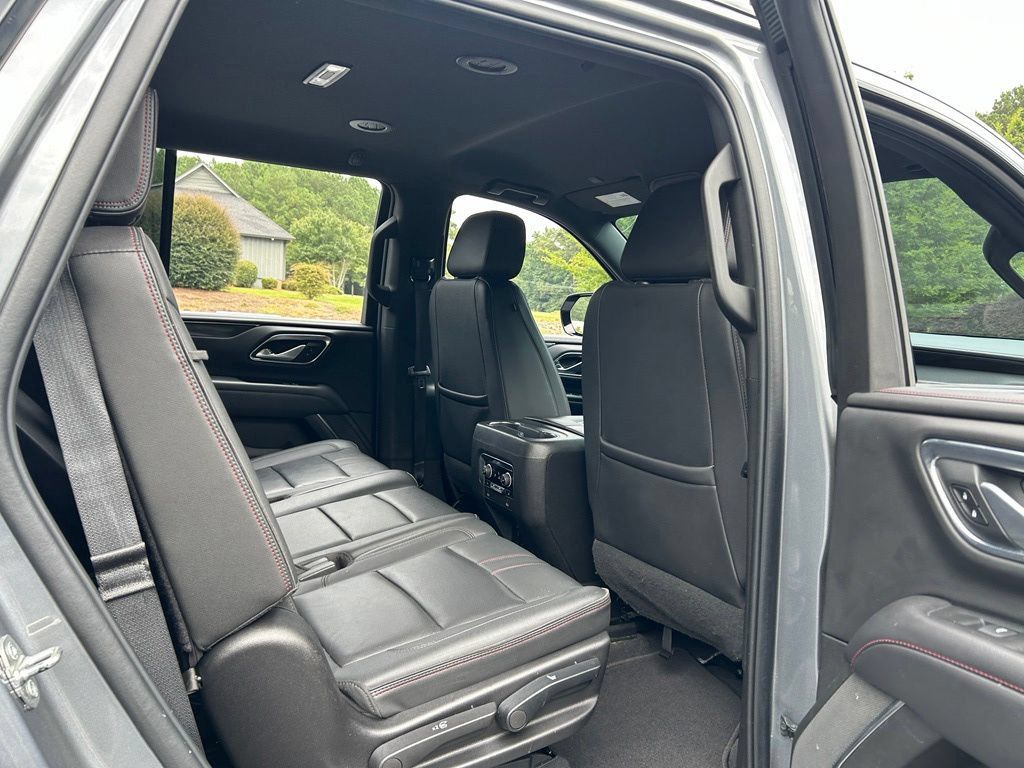 Used 2022 Chevrolet Tahoe RST w/ Luxury Package RWD image 57