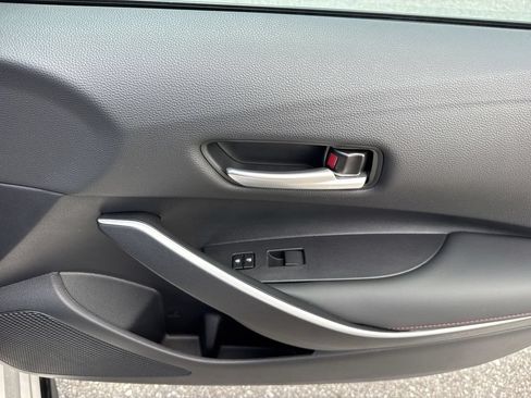 Used 2025 Toyota Corolla SE FWD image 43