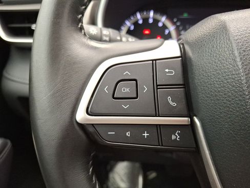 Used 2023 Toyota Highlander XLE AWD/4WD image 20