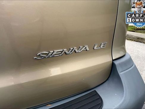 Used 2001 Toyota Sienna LE image 8